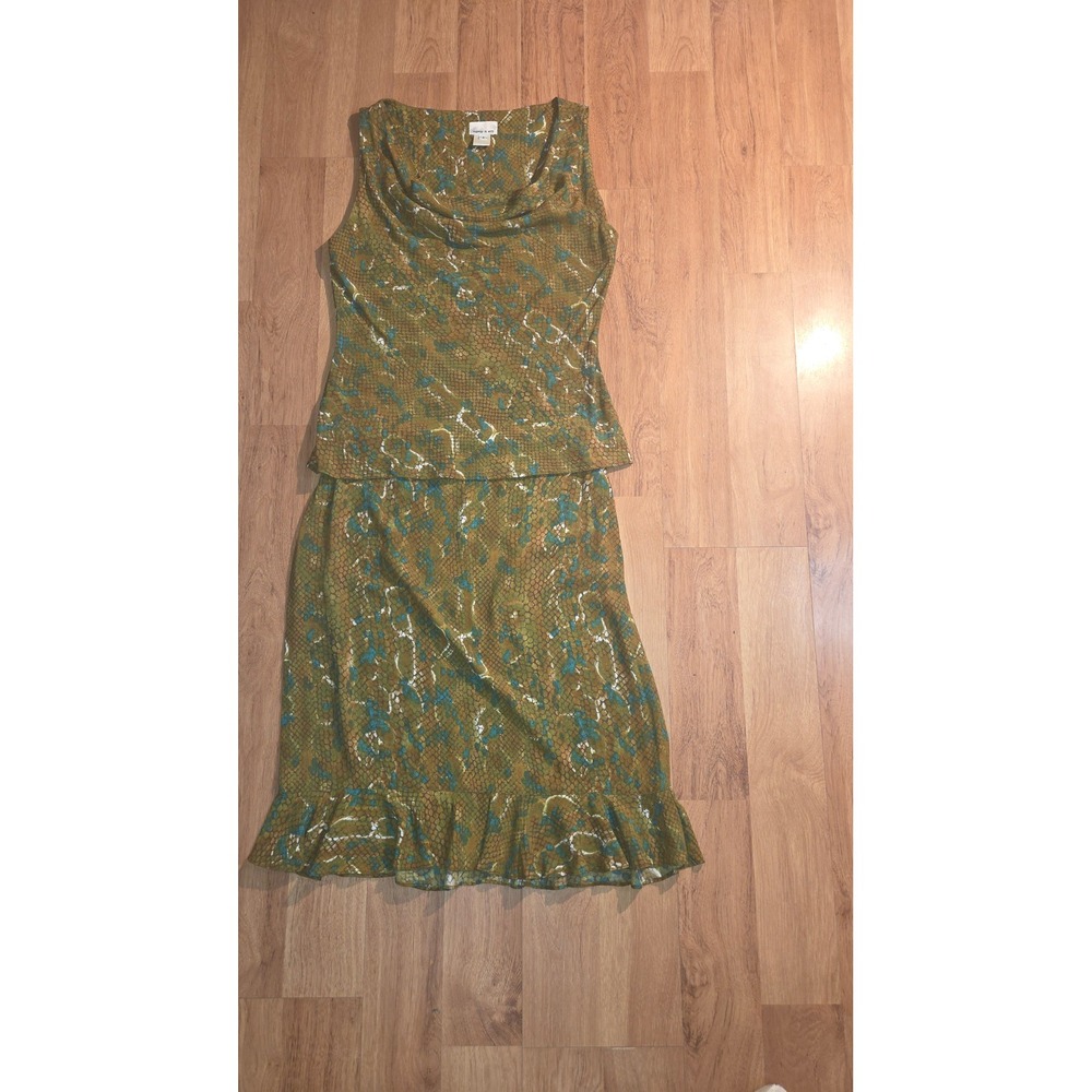Toto N Ko Green Snakeskin Print 2 Piece Skirt Set Cowl Neck Ruffle Hem Size 4
